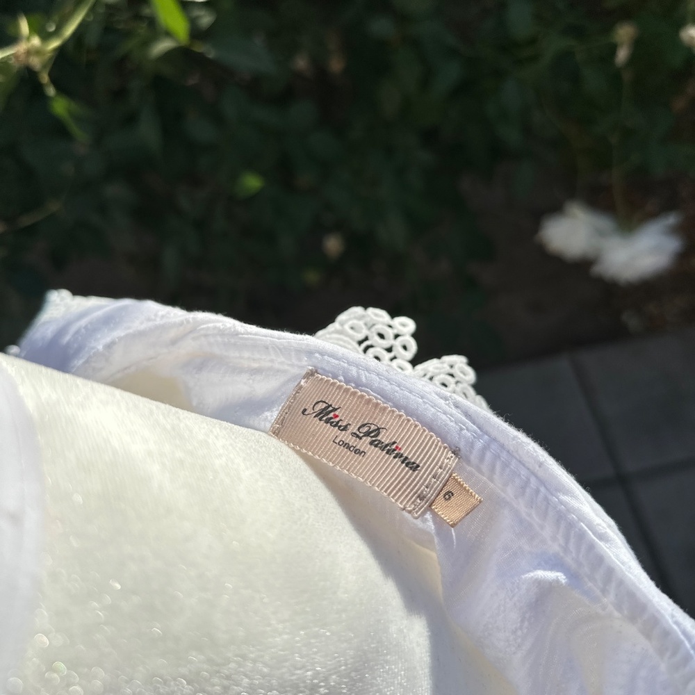 Victorian Style White Eyelet Blouse - Picture 7 of 7